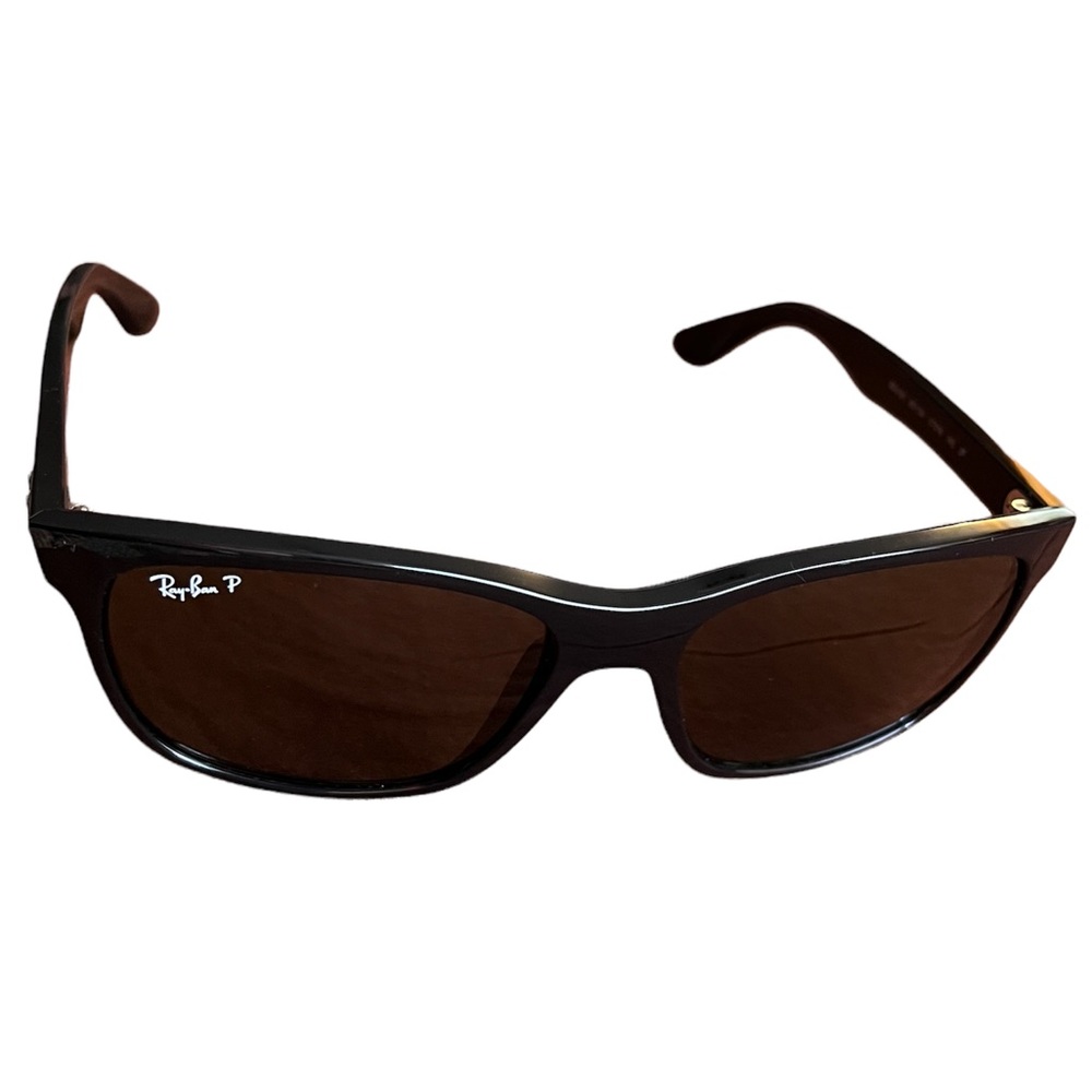 black Ray-Ban sunglasses